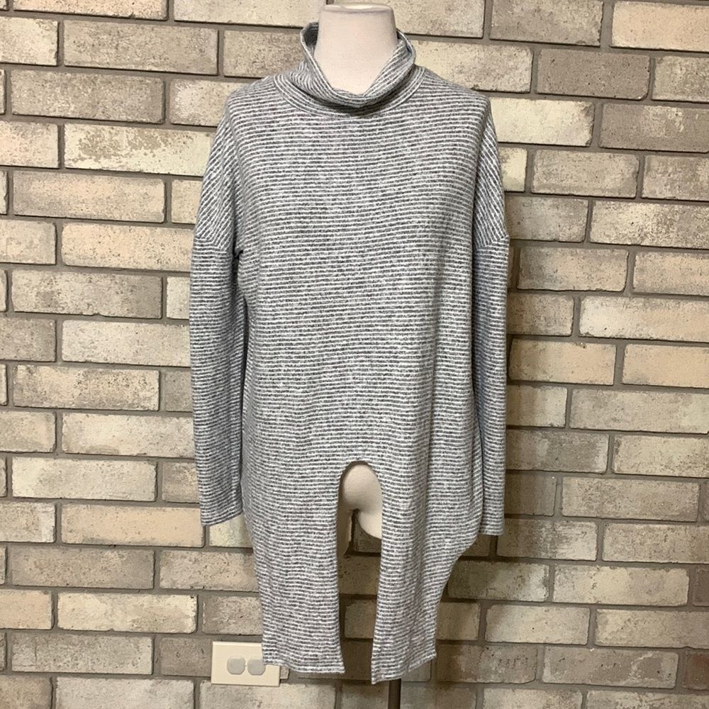 3for$20 sweater medium